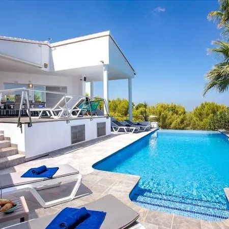 Blanca La Sella Villa